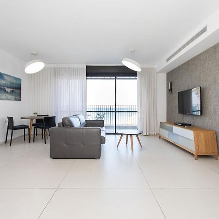 Bat Galim Luxury Balcony Sea View Nearby The Beach For Doctor'S Apartment Haifa Exterior photo