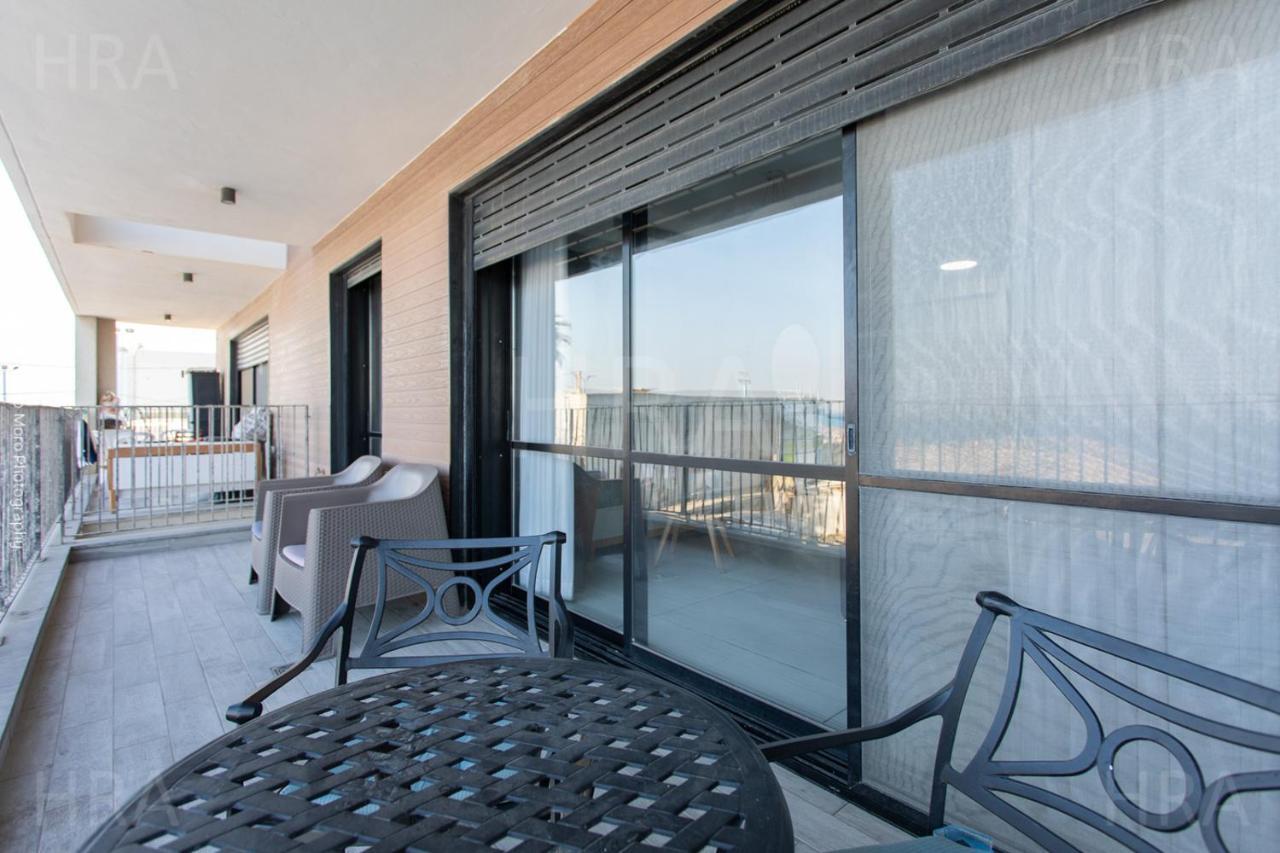 Bat Galim Luxury Balcony Sea View Nearby The Beach For Doctor'S Apartment Haifa Exterior photo